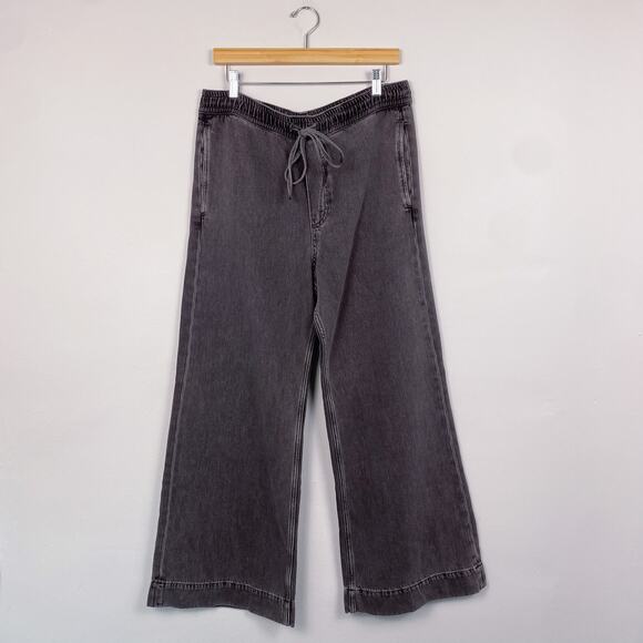 COS Wide-Leg Fluid Denim Pants in Washed Black 4 - Picture 2 of 5
